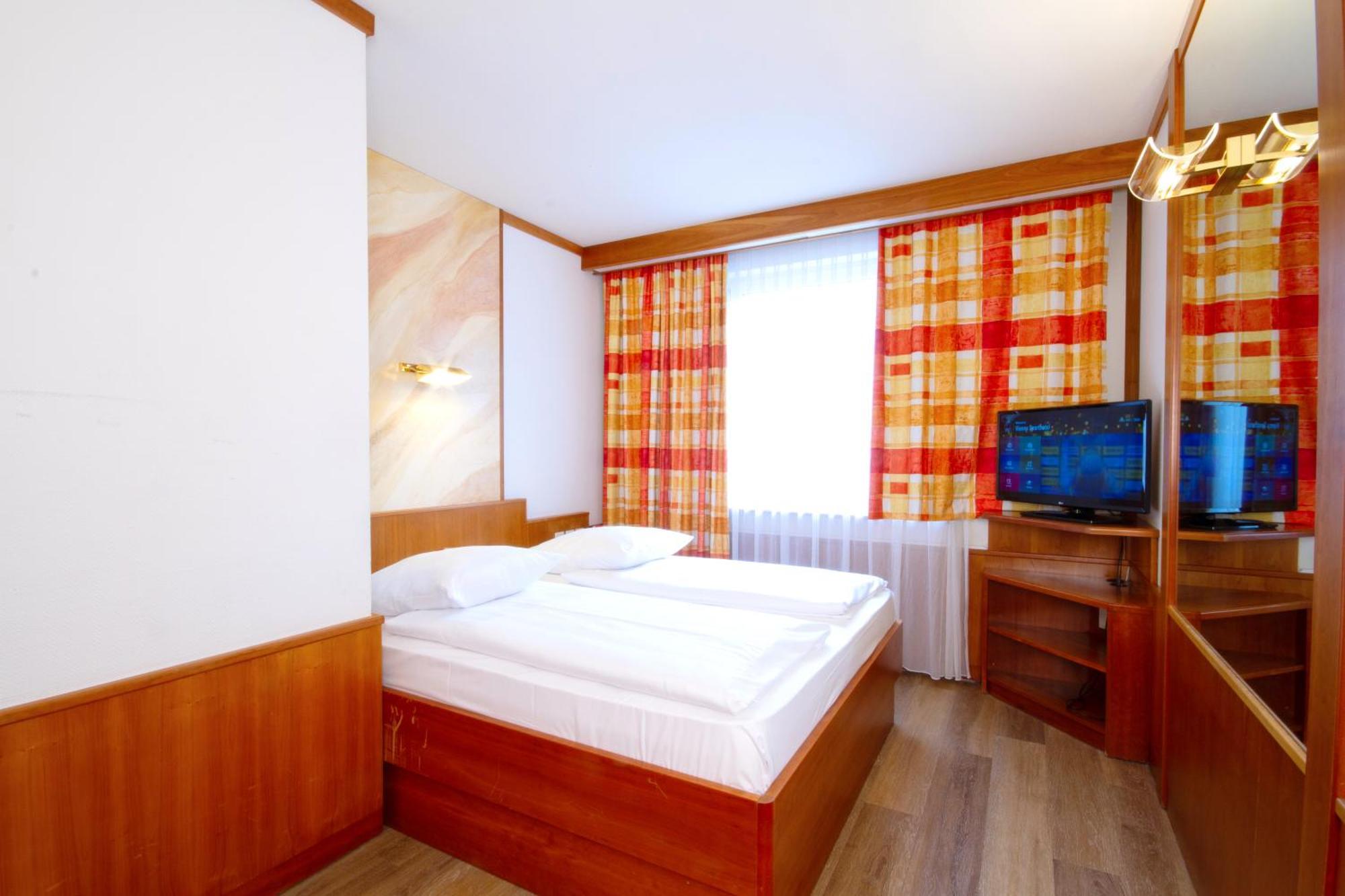 Vienna Sporthotel Exteriör bild